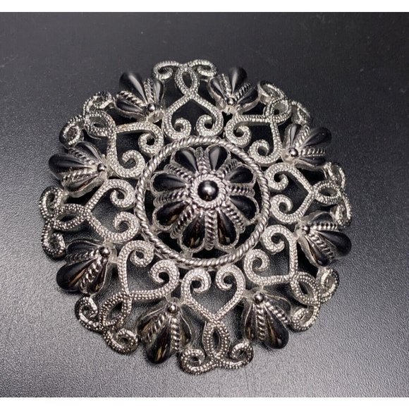 Crown Trifari Domed Brooch Pin Vintage Silver Tone Open Work Round Swirl Signed - Picture 1 of 6